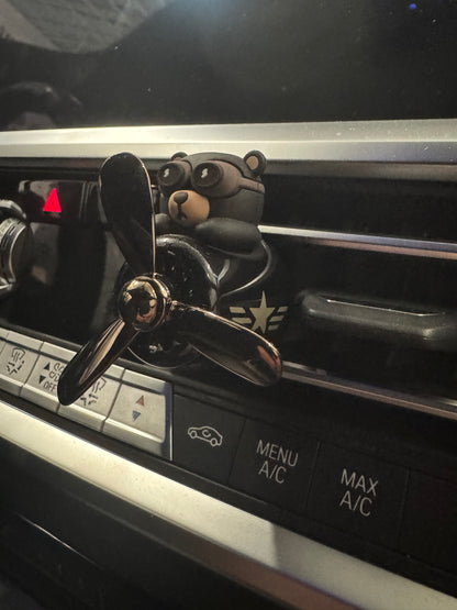 Auto Diffuser,Cartoon Bär Pilot Auto Lufterfrischer +12 Duftcaps